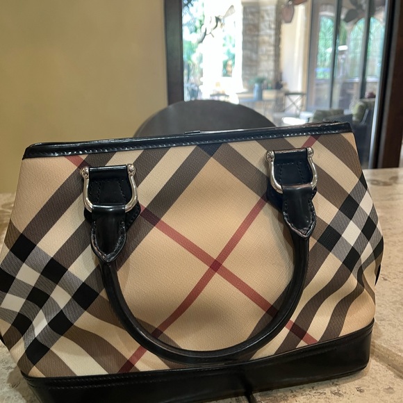 Burberry Supernova Check Bag and Tote - Picture 2 of 5